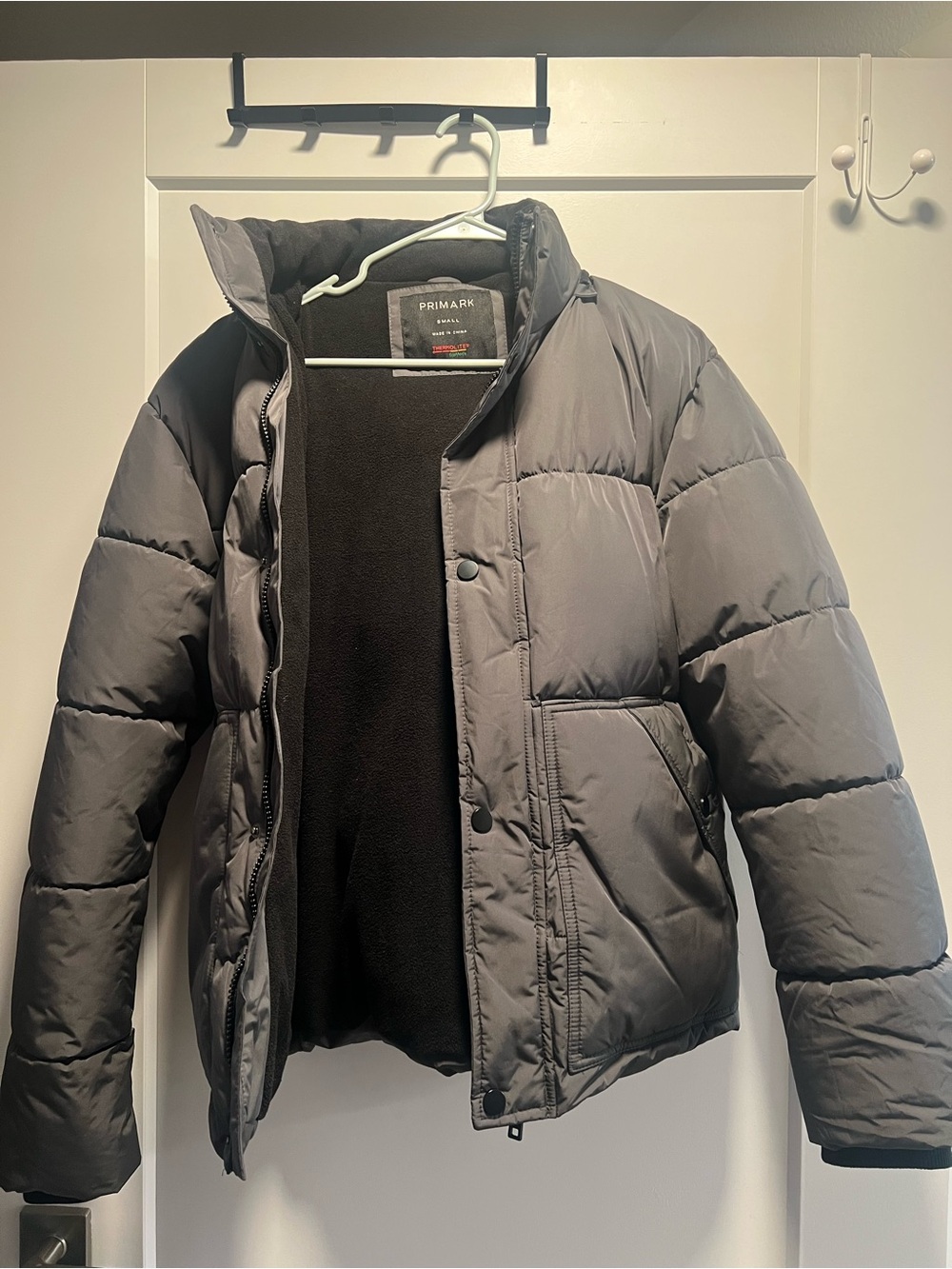 Primark Thermolite EcoMade Puffer Jacket Gray Small